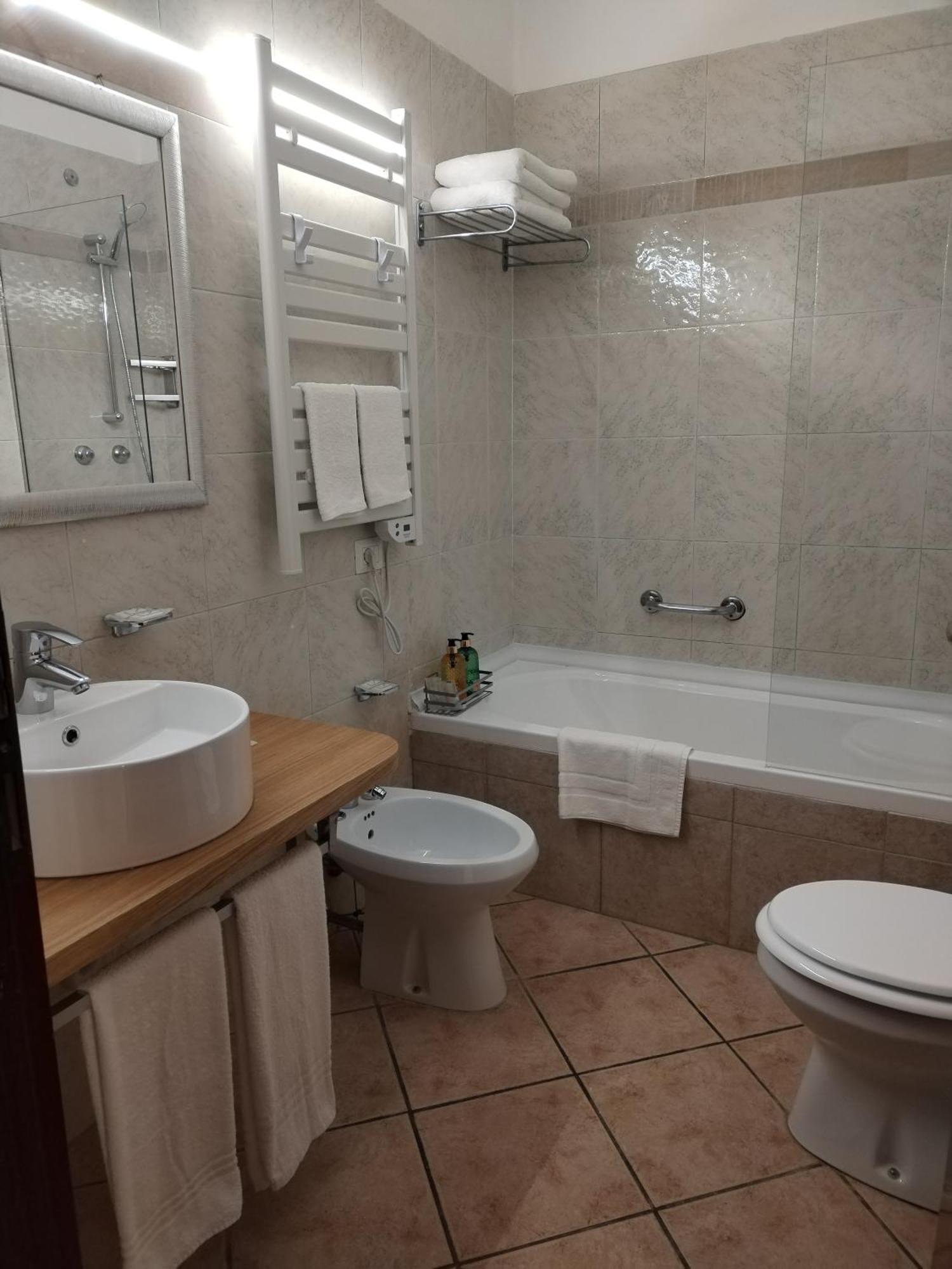 B&B L'Esquilina Rome Bagian luar foto